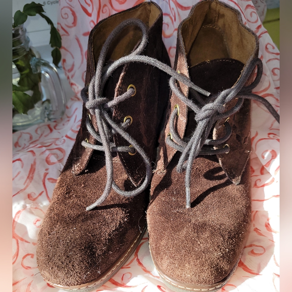 Naturalizer Brown Leather Wedge Heeled Booties size 7